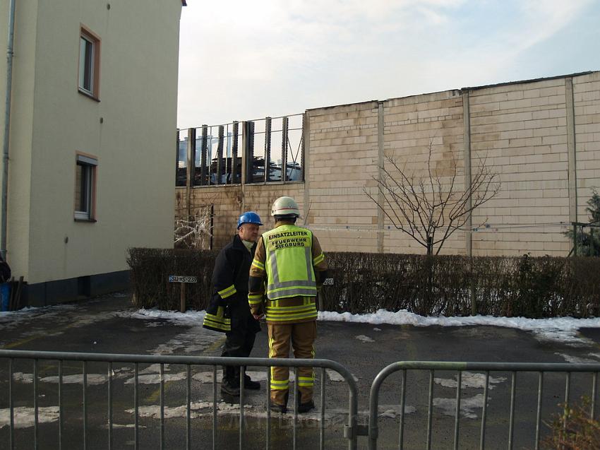 Grossbrand Holzlager Siegburg Industriestr P102.JPG